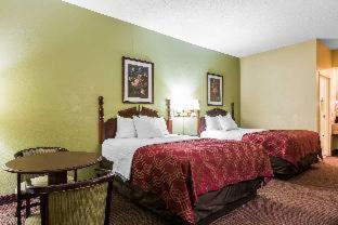 Royal Palms Inn Стокбридж Стая снимка
